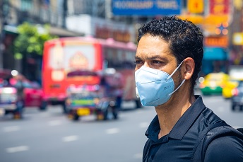 SG 04120 Man in Mask